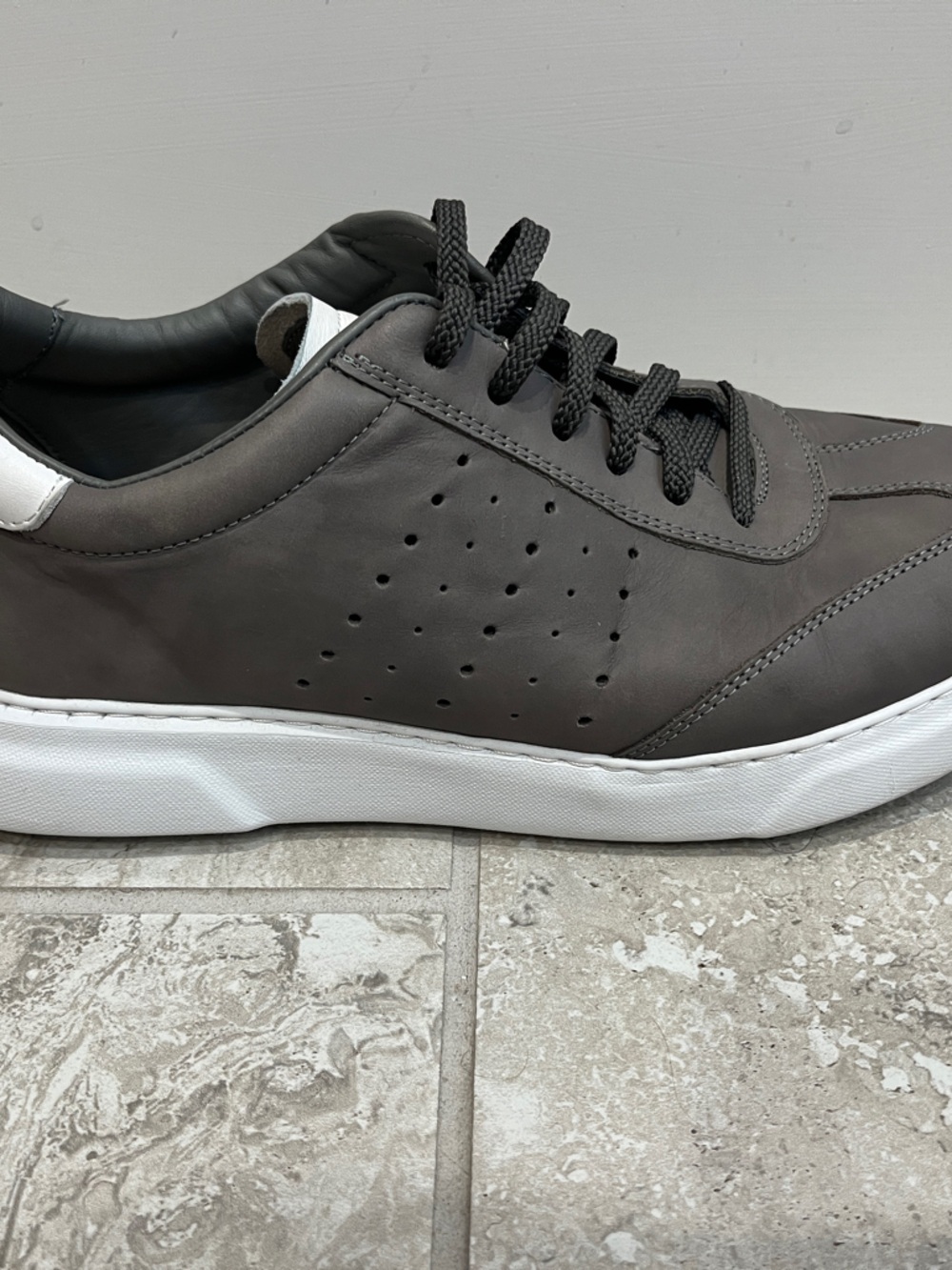 Samuel Hubbard Tiburon Men's Gray Low-Top Sneakers with White Collar - Picture 3 of 7